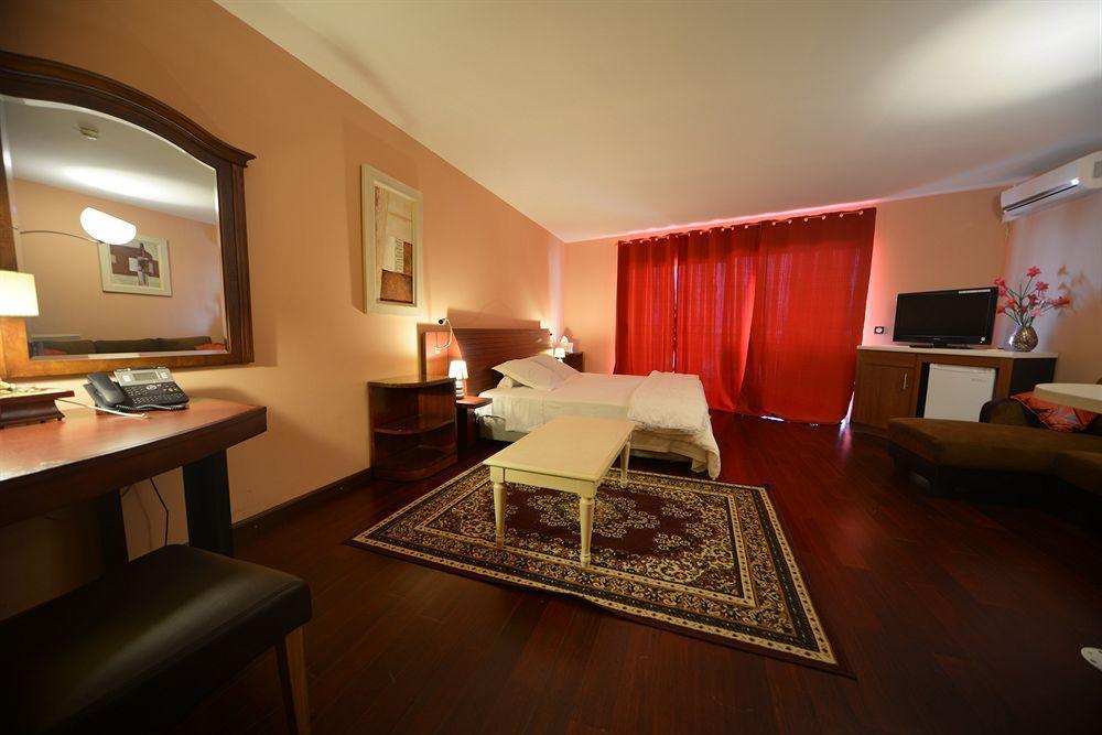 Hotel Sarah Nui Papeete  Dış mekan fotoğraf